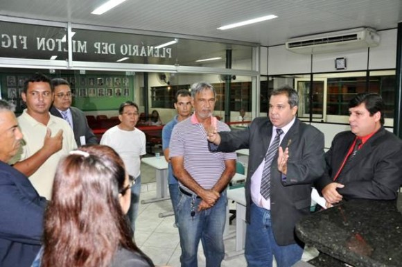 Após denúncia pontos de táxi poderão ter novas concessões