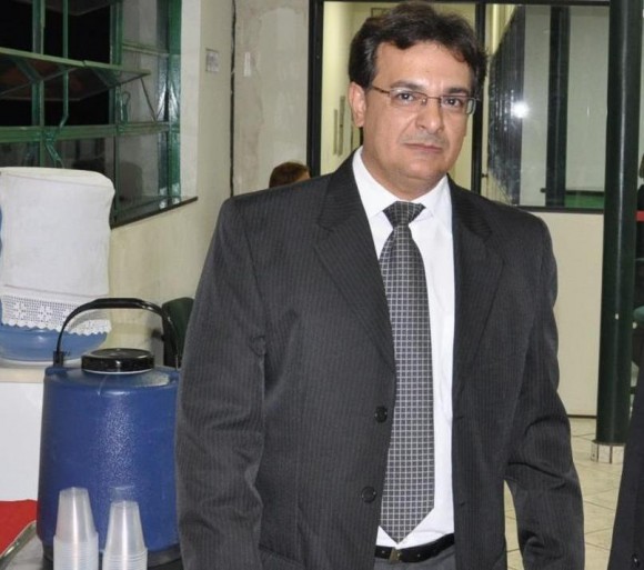 Corbelino quer a punição dos envolvidos na suspeita de falsificação