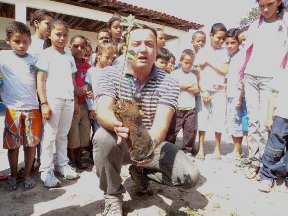 Chegada de Harrisson na prefeitura afasta futura candidatura de Peró