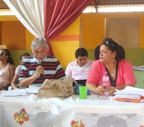 Claudinete Magalhães sai da disputa de diretora da Escola Hermes 