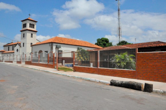 Paroquianos aguardam posicionamento de Harrison para esta quarta