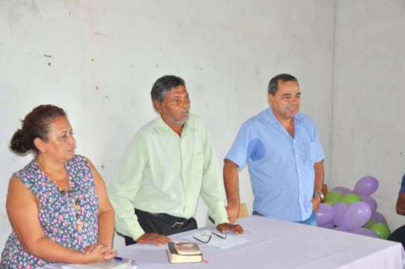 Celso Nogueira apresenta projeto aos moradores do Assentamento