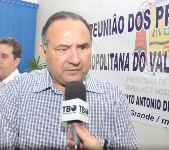 Ex subprefeito vai bater a porta de Harrison nesta terça e quer explicações