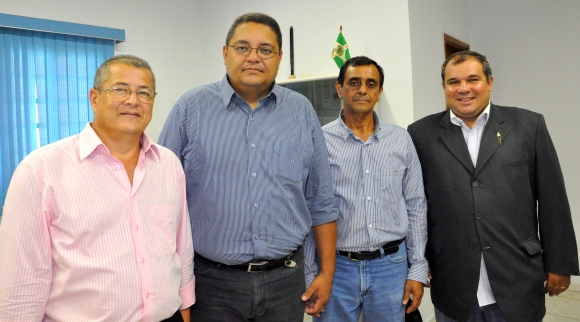 Vereadores abrem na noite desta quarta o Ano Legislativo de 2012