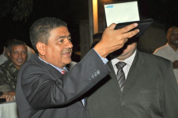 71% das opiniões se dizem contra a união de ex-prefeitos em torno de Walter Sampaio