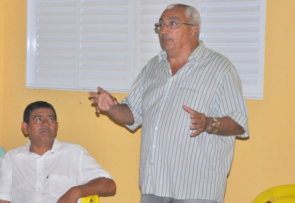 Reportagem diz que ex-prefeito Faustino abandonaria Walter Sampaio