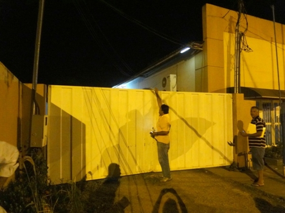 Livro Ata do DEM é entregue após o portão do Cartório estar fechado