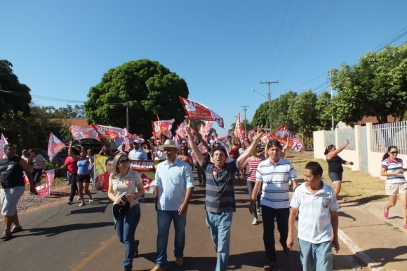 Após fazer campanha na região, Valdir Ribeiro retorna a sede do município