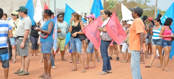 Coligação do candidato fez campanha no Pequizeiro e Nova Esperança