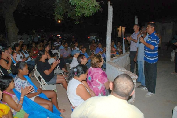 Valter Sampaio fez campanha na localidade nesta quarta-feira