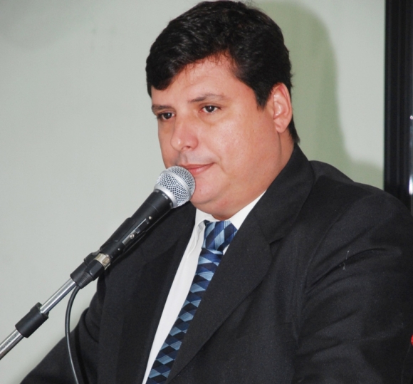 Vereador Izaias Junior comanda a Secretaria Municipal de Obras