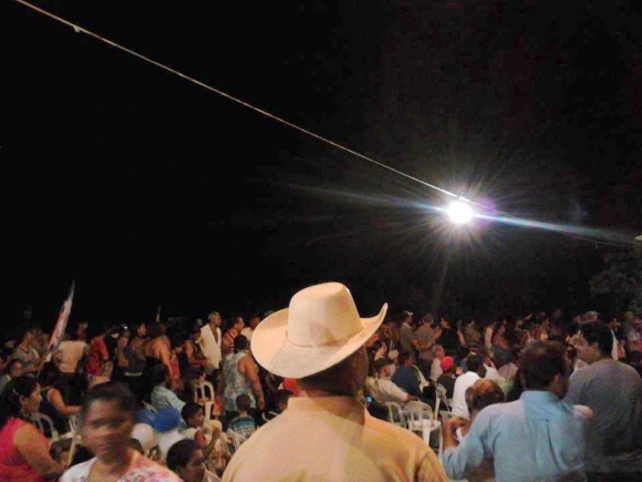 Coligação de Celso Nogueira realizou carreata e comício na sede do distrito