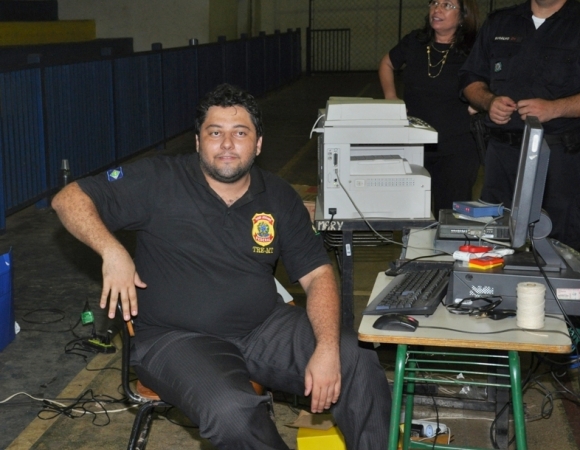 Ivan Loredo chefe do Cartório Eleitoral que assinou a Portaria sobre Mesa Receptoras de Justificati