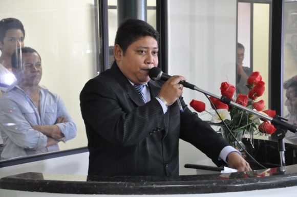 Luiz Felipe, Patrícia Pires e Adelmar Gállio reverenciam os pais em seus pronunciamentos