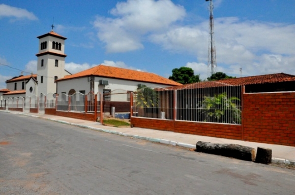 Prefeitura aluga mais 4 veículos, contratos vão atingir R$ 185 mil reais 