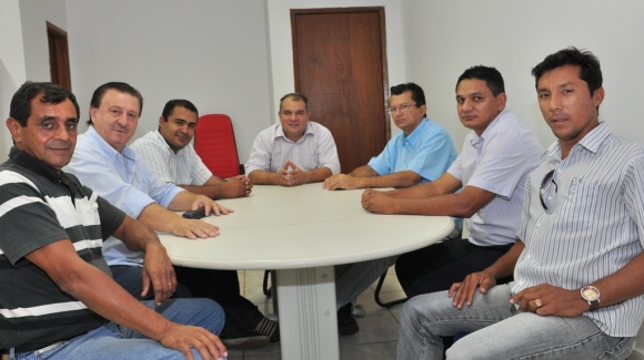 Câmara Municipal dá posse ao 3º suplente Jaelson Gonçalves 