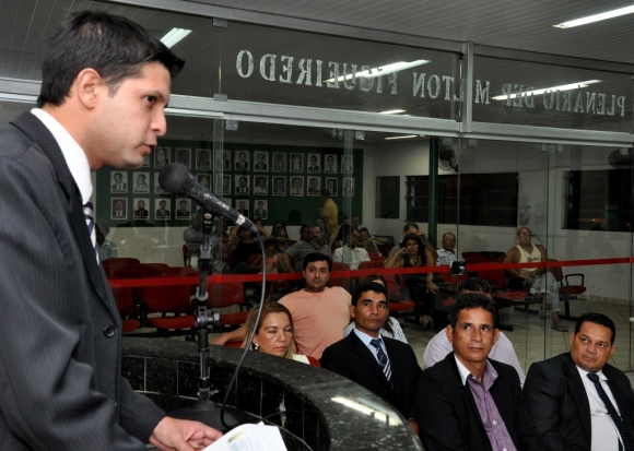 Presidente de CPI que vai investigar Valdir, rebate procurador e lança suspeita