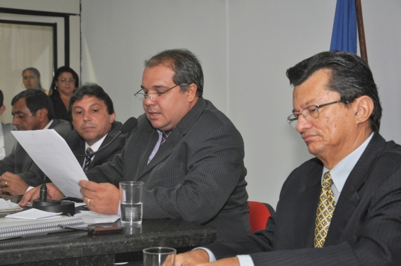 Vereadores analisam suplementação de 5,35 milhões de reais no orçamento 