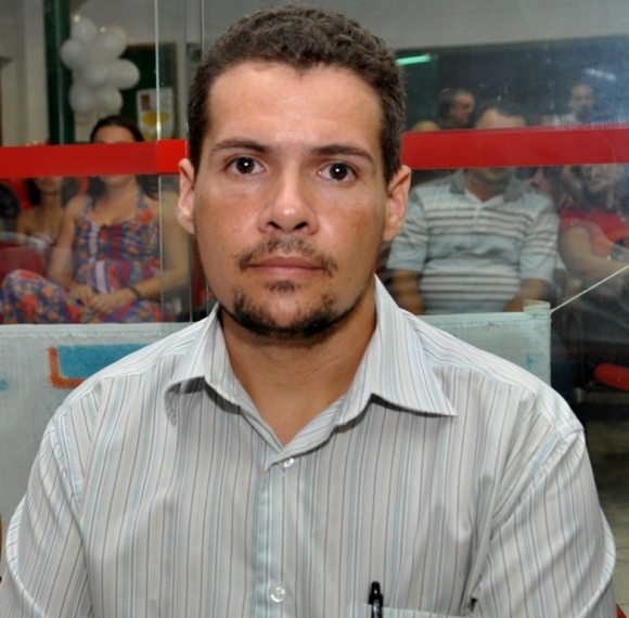 Kalmon Oliveira é demitido da secretaria municipal de administração