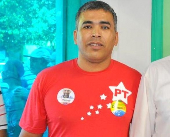 Creonildo Amorim escreve cabeçario no lugar de cabeçalho ao tentar informar sobre Plan