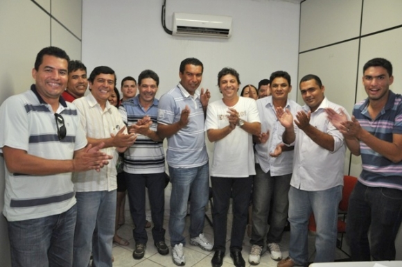 Pemedebistas se reúnem com Valdir e tentam emplacar nome para secretaria de saneamento 