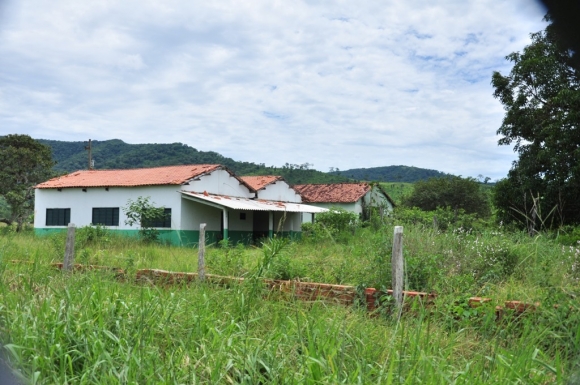Justiça constata precariedade em prédios e transfere local de votação da