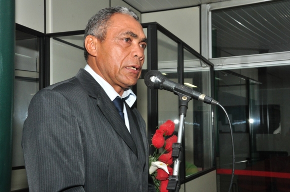 VEREADOR MIGUEL DOS SANTOS VIAJA COM O PREFEITO PARA A BAÍA 