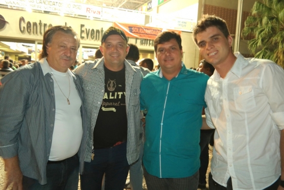 Políticos de Santo Antônio marcam presença na convenção que homol