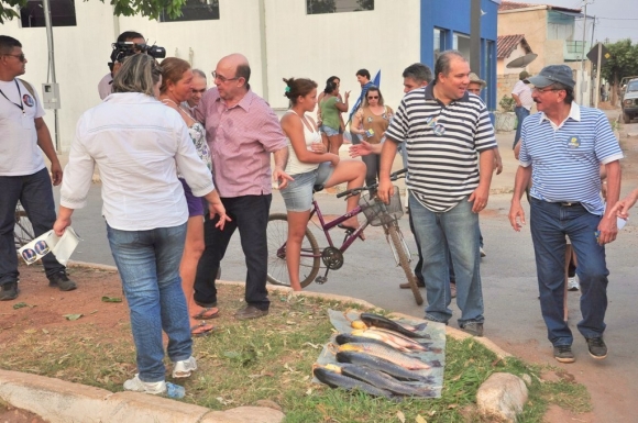 Riva recebe apoio de 14 mil pescadores do Estado