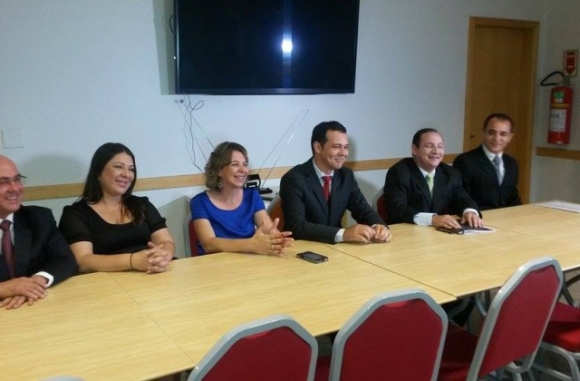 Taques foge do debate para não ser questionado pelos adversários