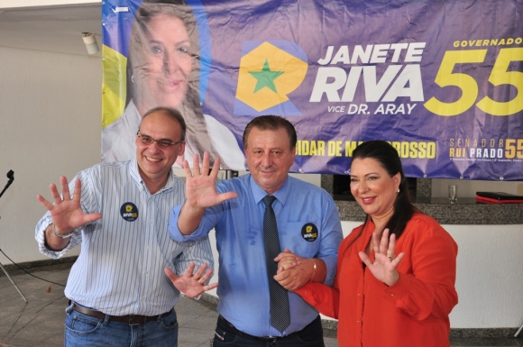 Na presença de políticos santo-antonienses Janete promete dobrar verba da Bolsa Fam??