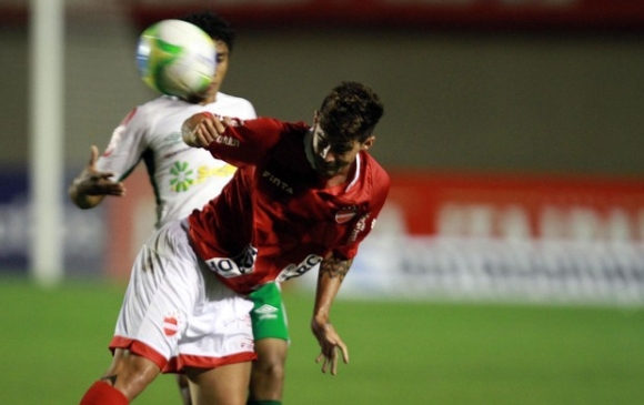 Luverdense vence o Vila Nova volta a encosta no G4 da Série B