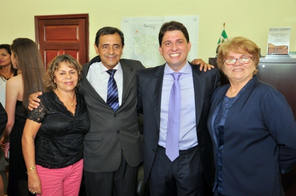 Ex-secretária vai responder interinamente pela Administração Municipal