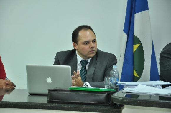 O advogado, Júlio Moreira Jr, deixa a Assessoria Jurídica da Câmara Municipal 