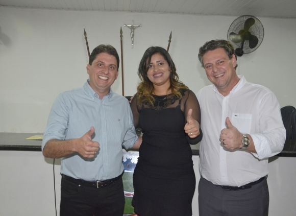 55 candidatos da mesma sigla que Valdirzinho, concorrem à prefeituras como cabeças de 