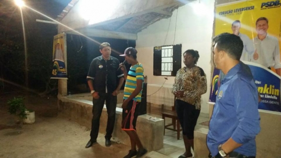 Franklin faz campanha na região pantaneira de Porto de Fora