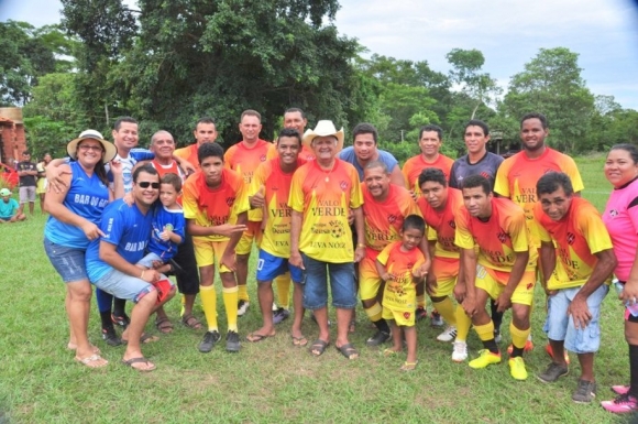 3º Campeonato entre Amigos se encerrou com uma grande festa na comunidade ribeirinha