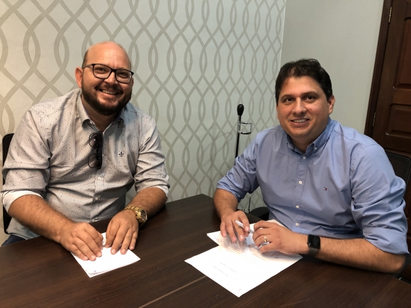 Experiente e com boa desenvoltura junto ao Governo, Valdirzinho nomeia RR para acompanhar Conv??