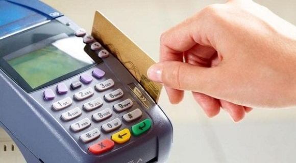 Mendes sanciona lei que permite parcelar IPVA em até 12 vezes no cartão de crédito