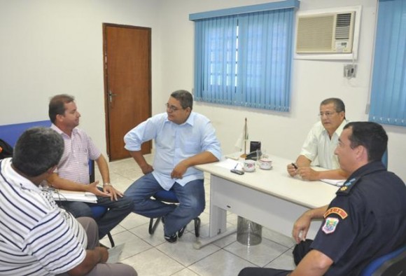 Autoridades se reúnem para tratar da organização do carnaval