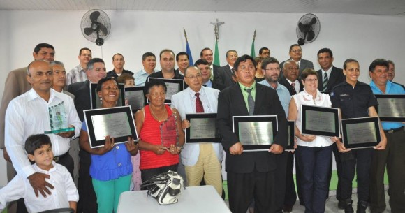 Vídeo - Entrega de Títulos e Comendas marcam 13 de junho