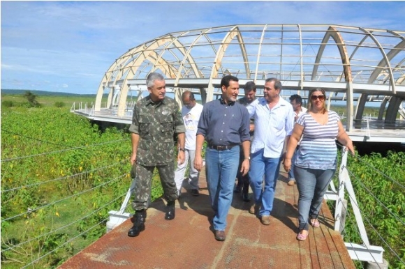 Oscemário Daltro acompanha comitiva do Exército brasileiro a Mimoso