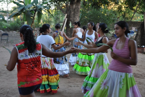Grupo folclórico Flor do Pantanal de Miguel Velho se prepara para Seletiva 