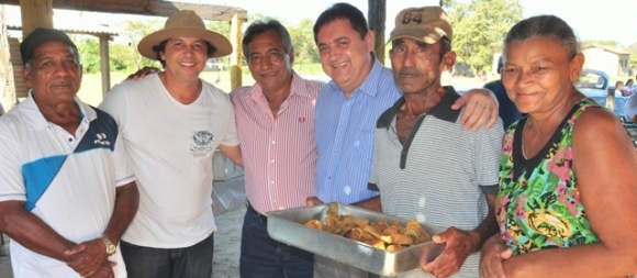 Comunidade celebra passagem do Dia de São Pedro com festa e peixada