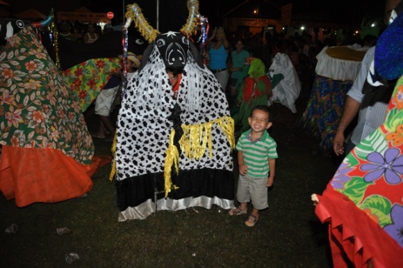 Oficina de documentário em Santo Antônio resultará em filme sobre carnaval de r