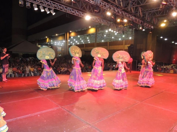 Apresentação folclórica de Leverger é destaque na FIP