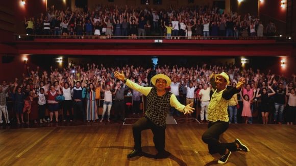 Nico e Lau e parceiros se apresentam em show no próximo final de semana em Cuiabá