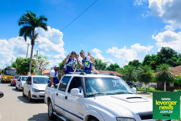 Vice-campeãs brasileiras chegam a Santo Antônio e são recebidas com Carreata e 