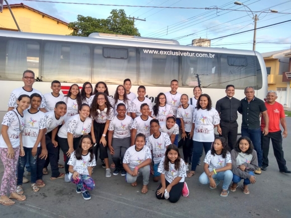 Prefeitura disponibiliza transporte para Coral participar de Encontro em Mariana e Ouro Preto