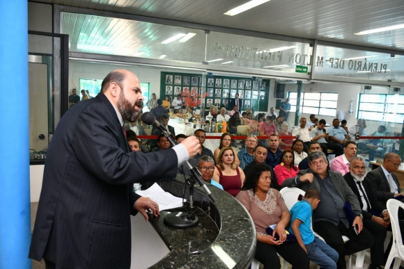 Sob a presidência de Dudu Moreira, Câmara resgata sessão solene que homenageia 